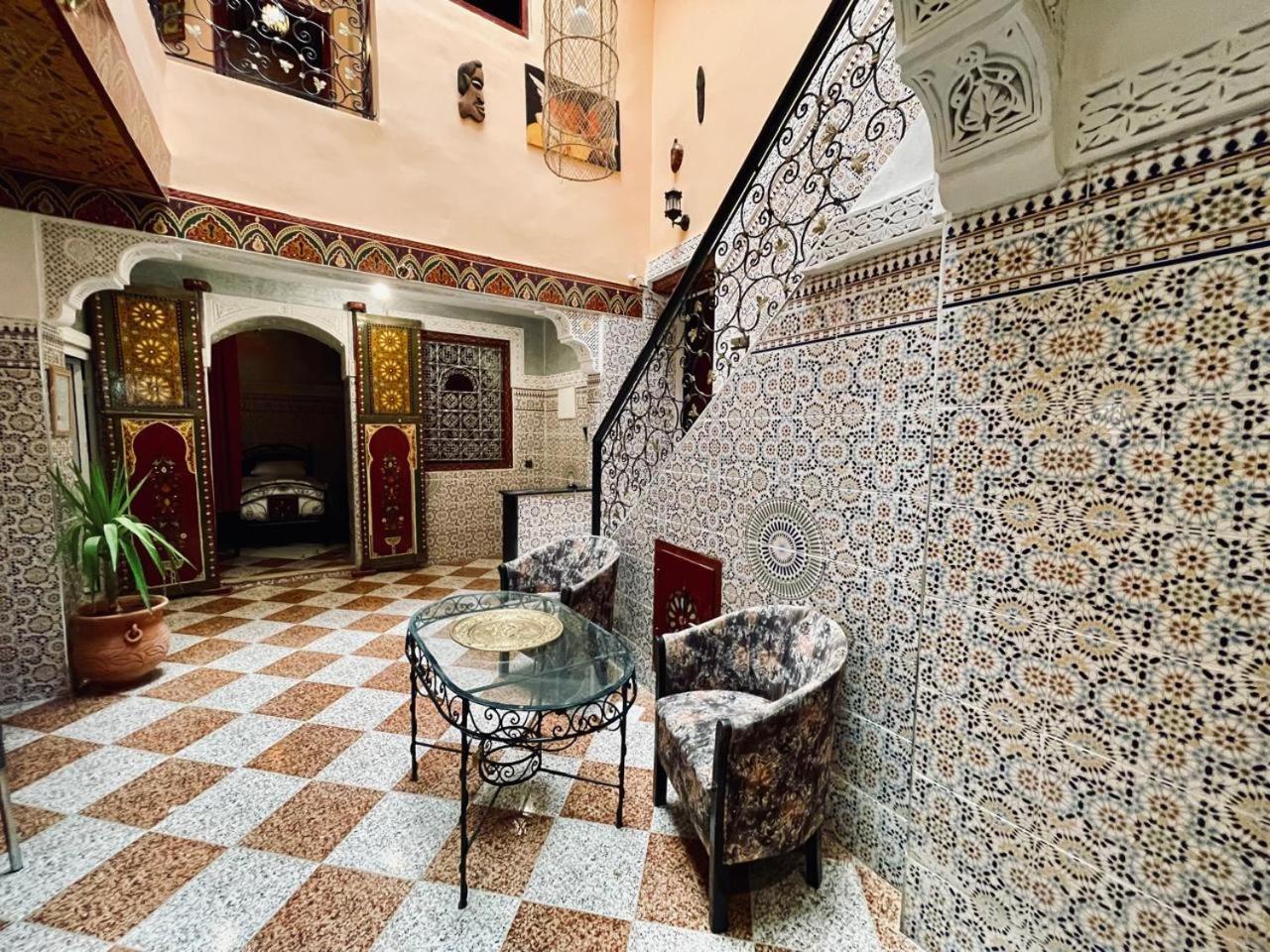 Downtown Hostel Fez Bagian luar foto